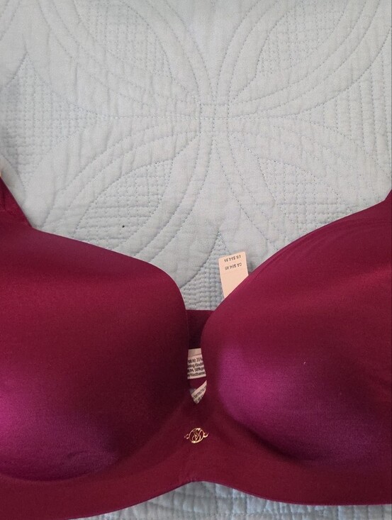 Victoria's Secret Other - Victoria's Secret Smooth Molded Bra in Deep Berry